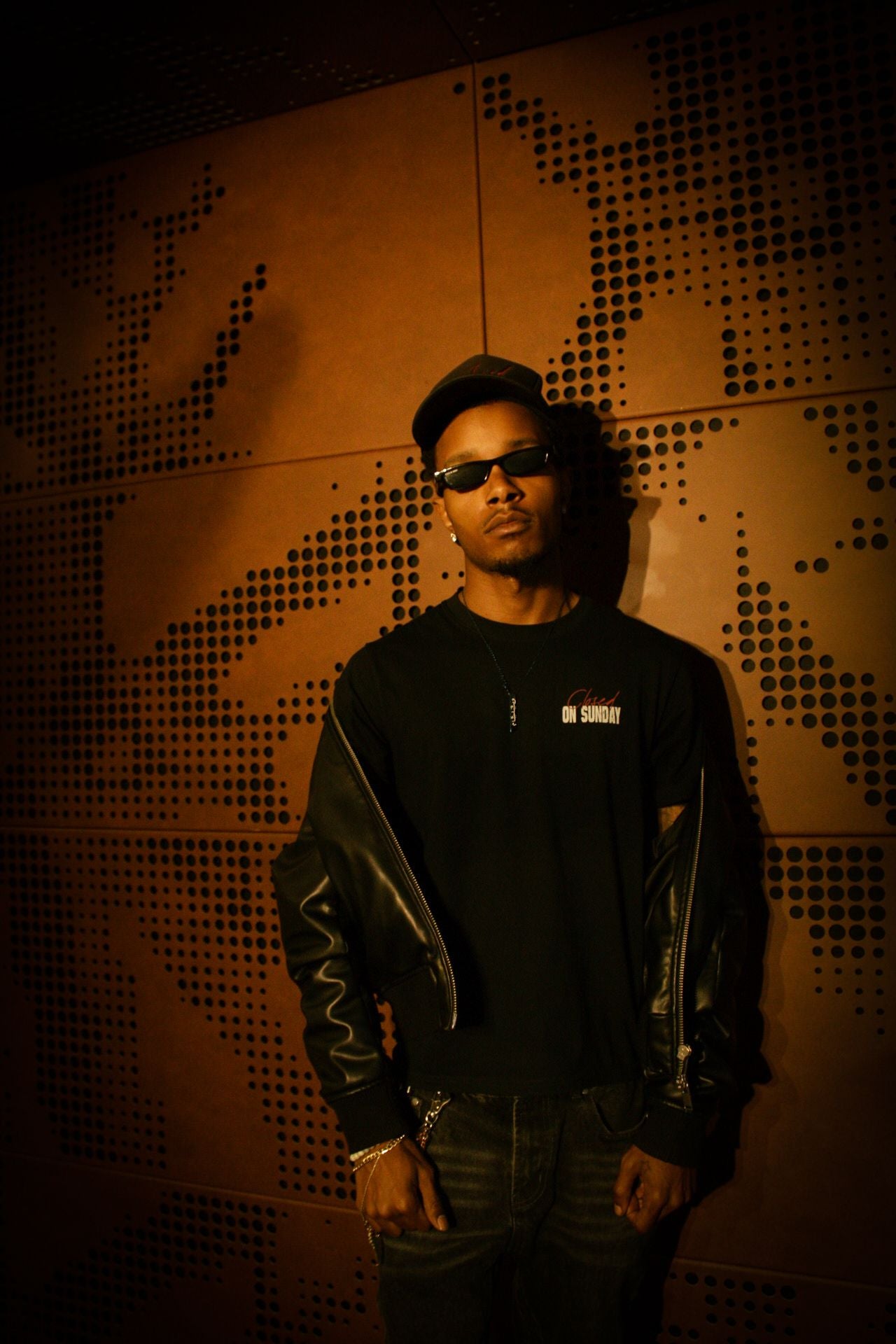 Closed SUNDAY Shades *PREORDER SHIPS 11/11