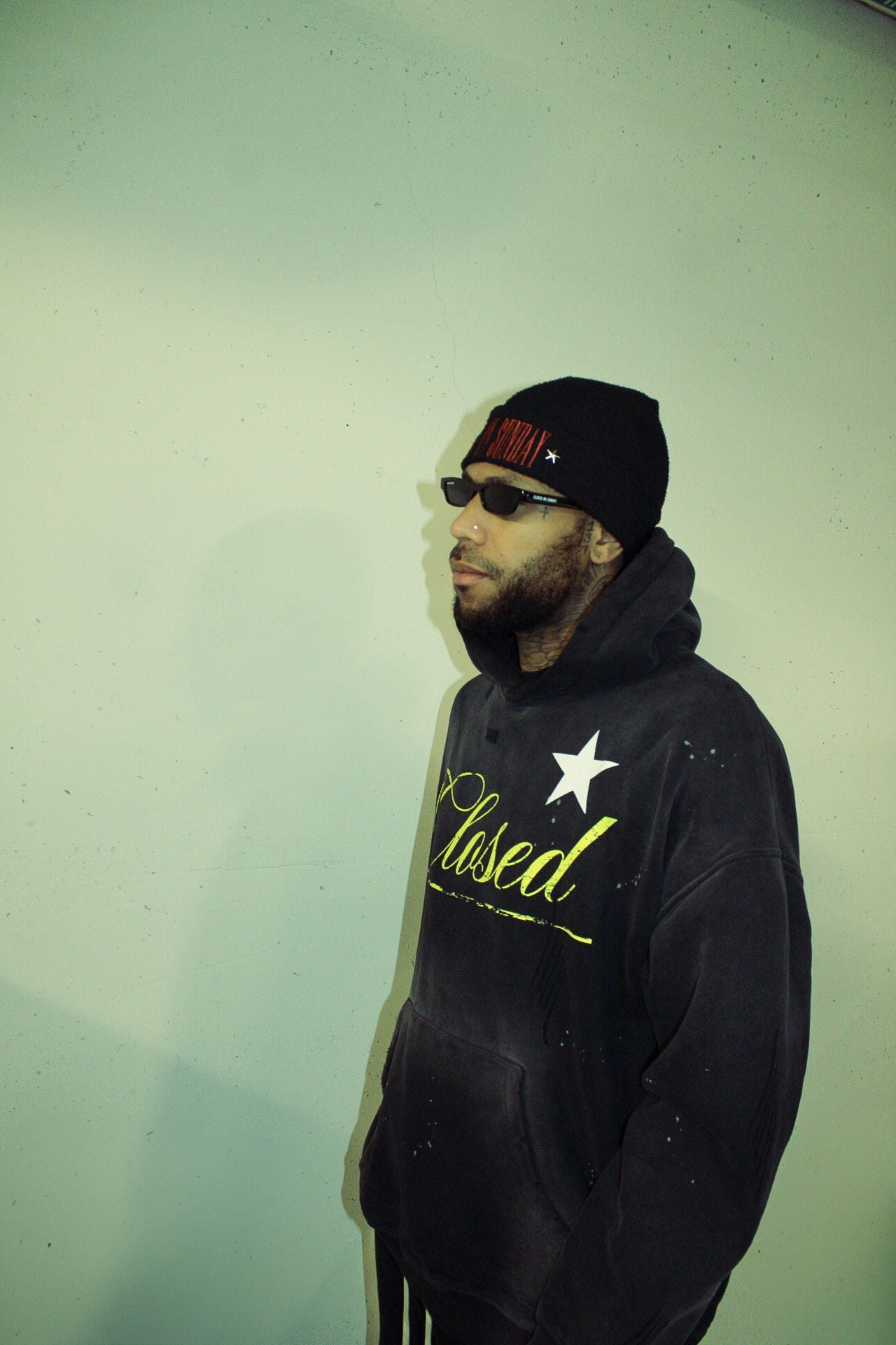 Closed BACKSTREET Beanie